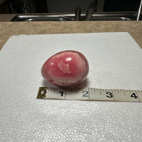 Vintage Rhodochrosite Egg weighing 141 grams - Picture 2 of 7